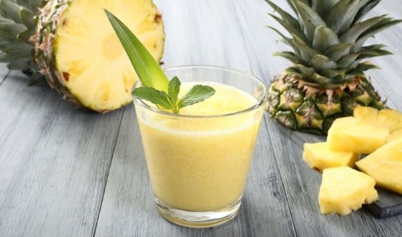 Ginger and pineapple smoothie effectively cleanses the body of toxins